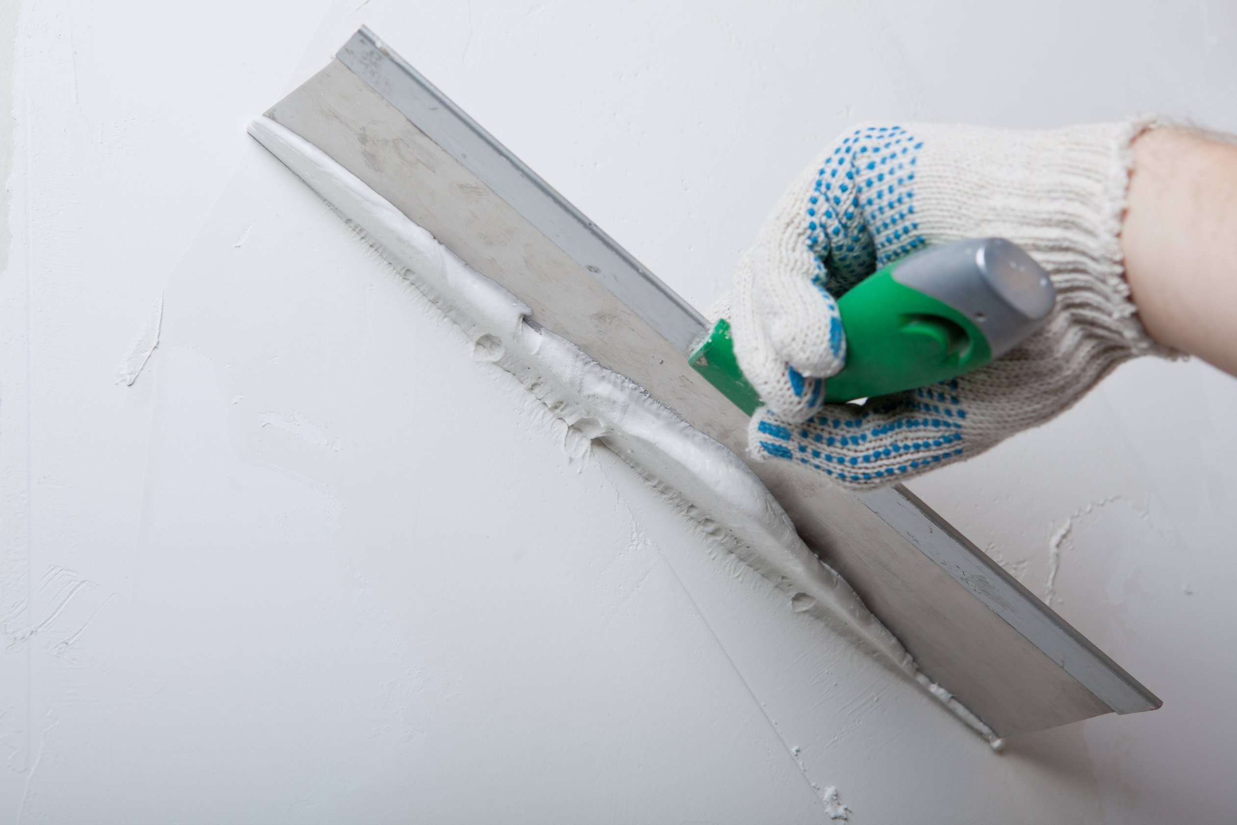 Финишная шпатлевка по доступной цене в Новополоцк